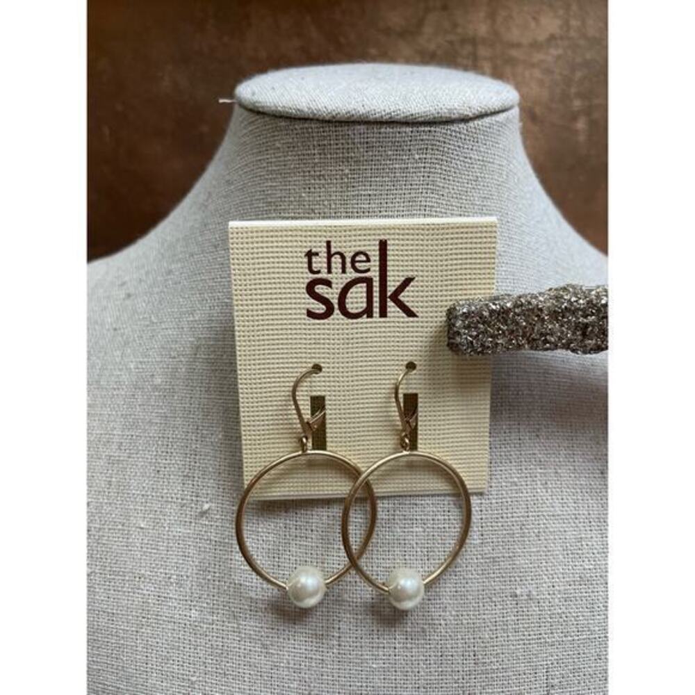 NWT the Sak Matte Gold Circle Hoop Earrings w/ Pearl Detail & Lever Back‎